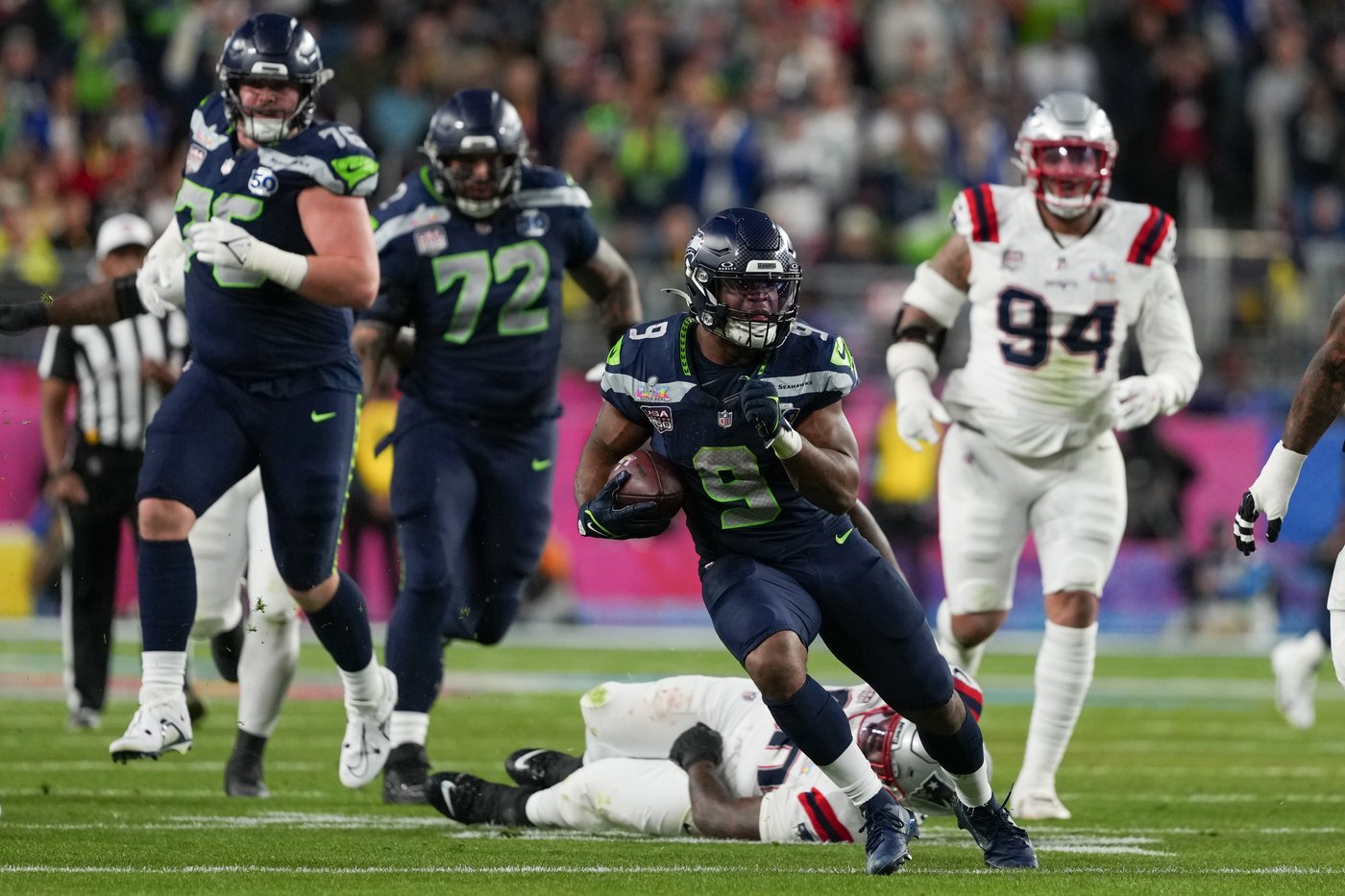 Kenneth Walker III becomes 1st running back to win Super Bowl MVP in 28 years | iNFOnews.ca