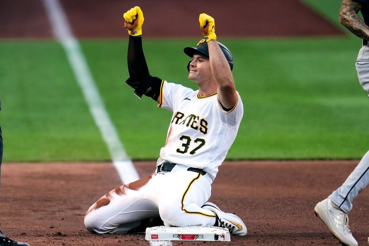 Ashcraft, Rodriguez, O'Hearn help Pirates rout AL West-leading Mariners 11-1 | iNFOnews.ca