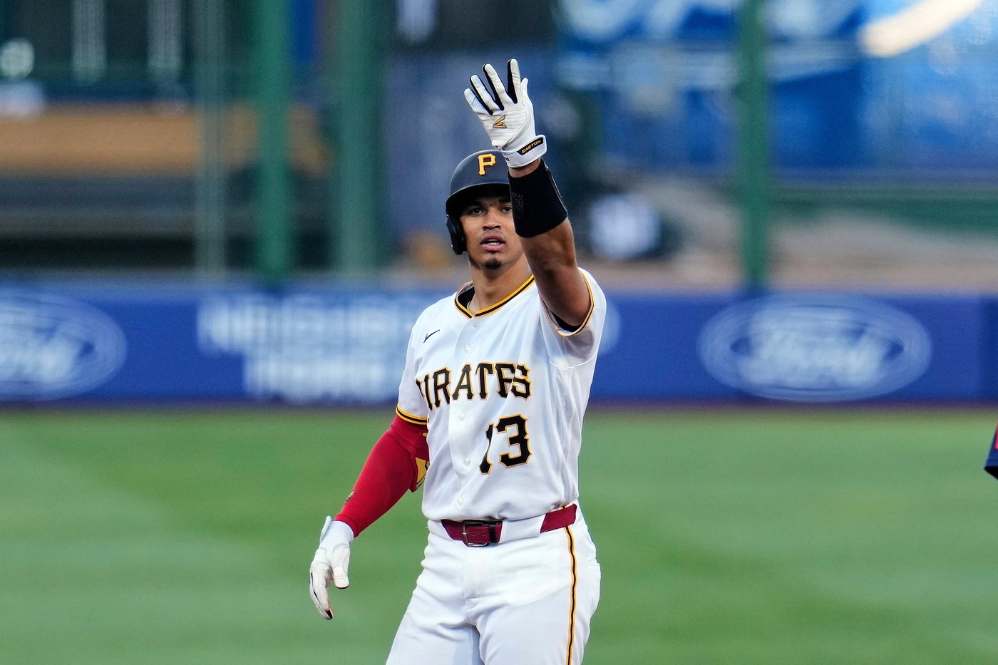 Ashcraft, Rodriguez, O'Hearn help Pirates rout AL West-leading Mariners 11-1 | iNFOnews.ca