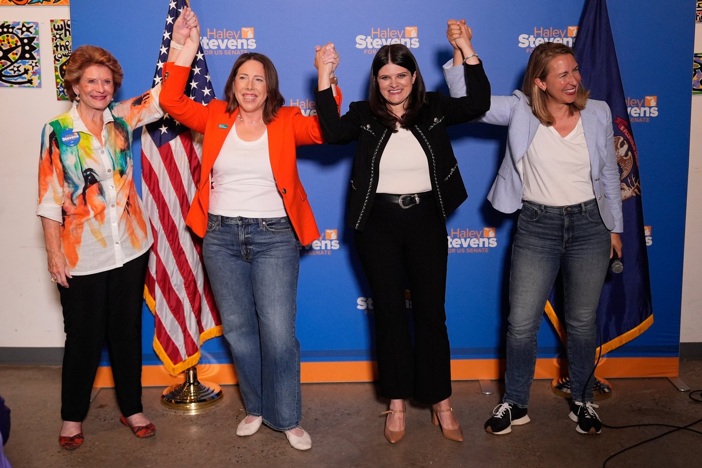 Michigan Democrats pick between moderate and progressive in high-profile Senate primary | iNFOnews.ca
