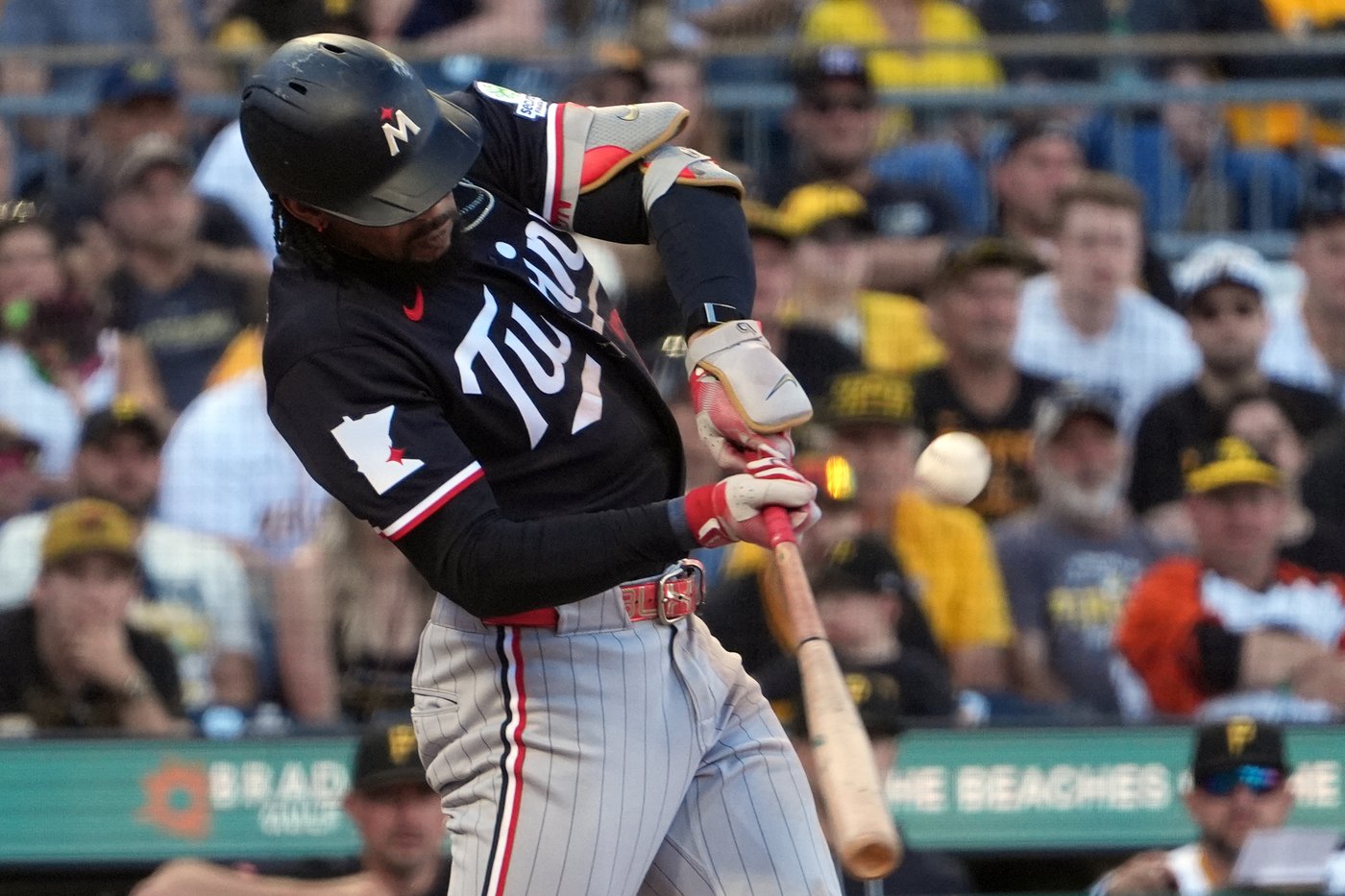 Jake Mangum homers and drives in 2 runs as Pirates hold off Twins 10-9 | iNFOnews.ca Jake Mangum homers and drives in 2 runs as Pirates hold off Twins 10-9 | iNFOnews.ca