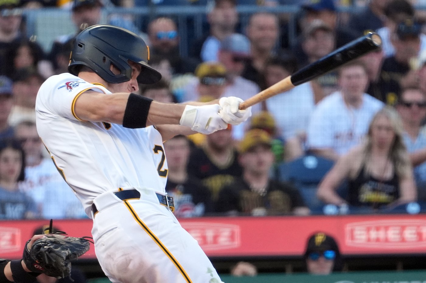 Jake Mangum homers and drives in 2 runs as Pirates hold off Twins 10-9 | iNFOnews.ca Jake Mangum homers and drives in 2 runs as Pirates hold off Twins 10-9 | iNFOnews.ca