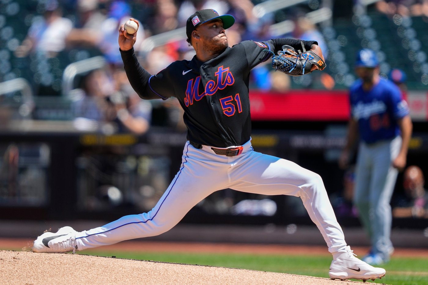Taylor and Semien each hit a 3-run homer as Mets beat Dodgers 8-3 to avoid season sweep | iNFOnews.ca