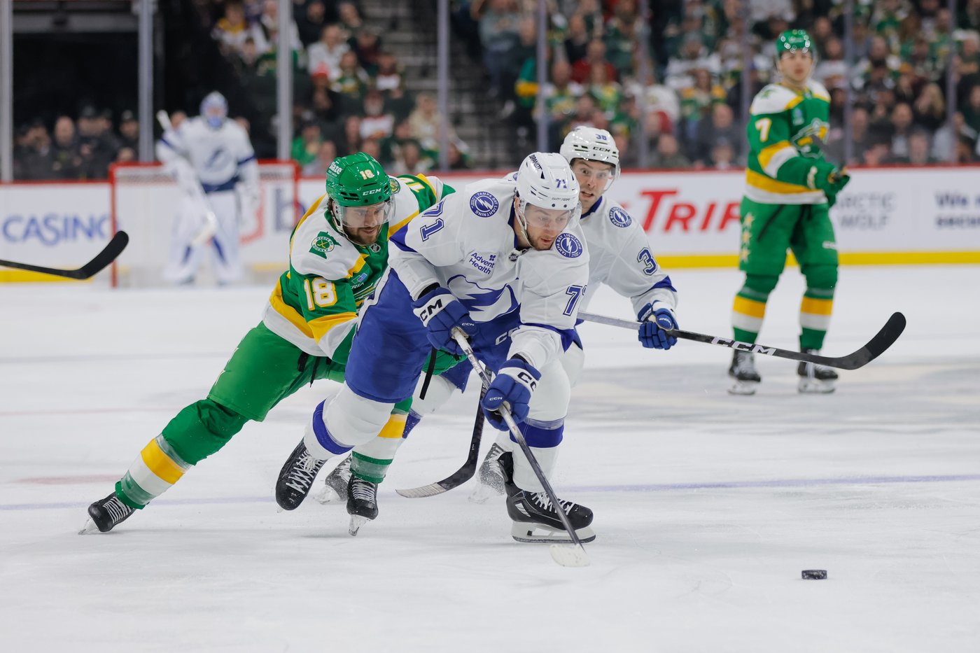 Kaprizov breaks franchise career goals record in Wild's 5-1 win over Lightning | iNFOnews.ca