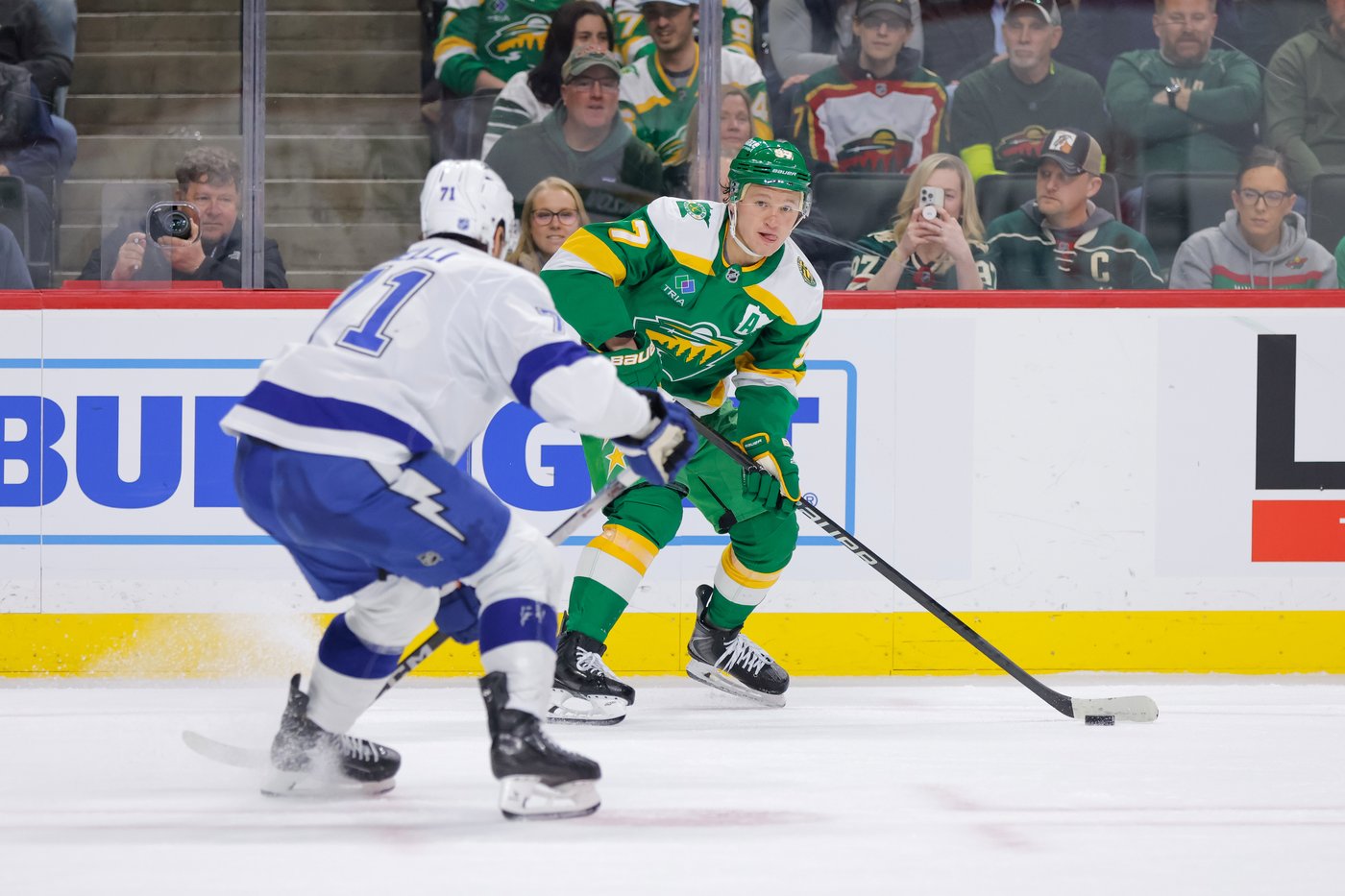 Kaprizov breaks franchise career goals record in Wild's 5-1 win over Lightning | iNFOnews.ca