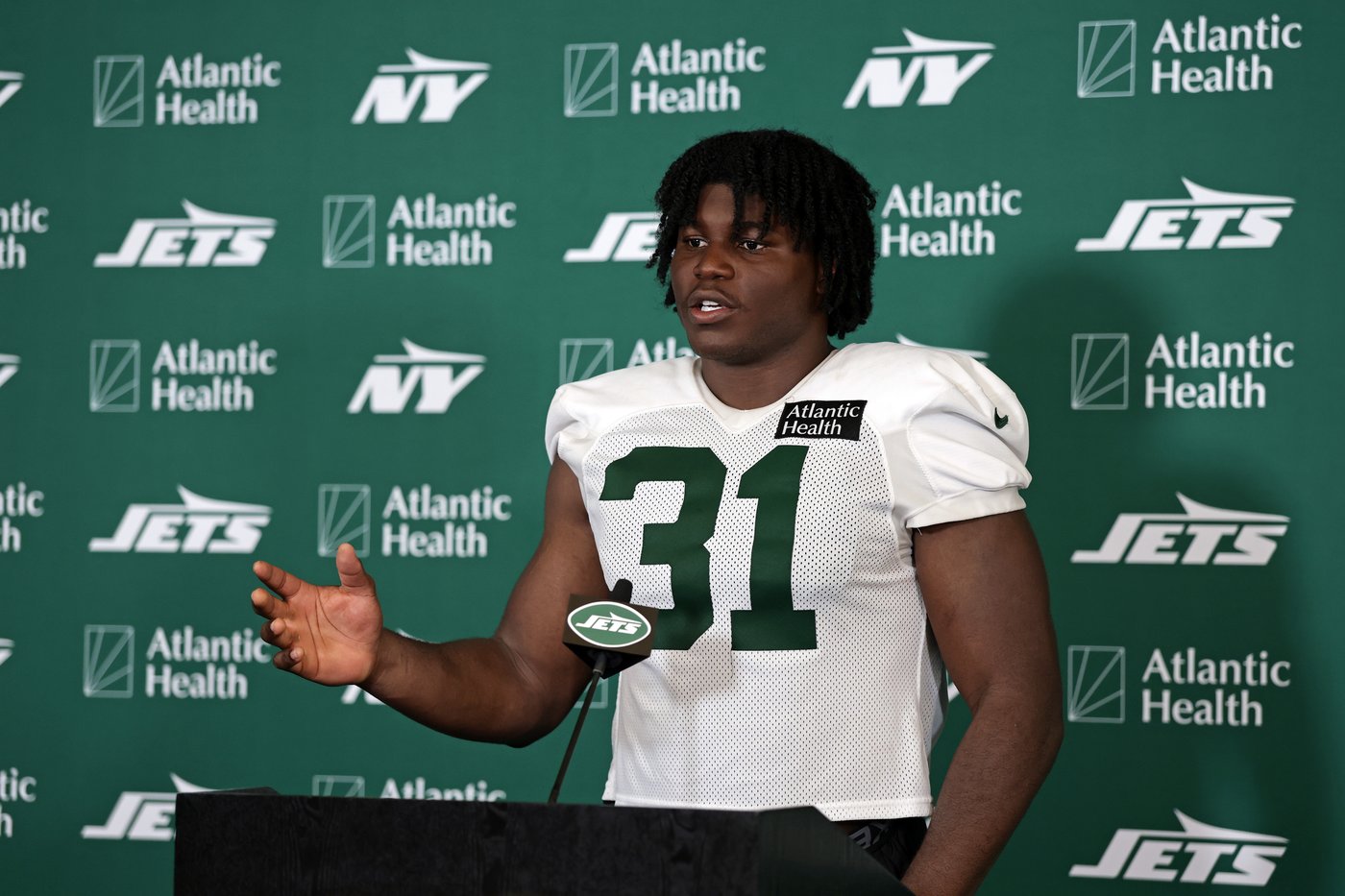 Sack-happy No. 2 overall pick David Bailey already making an impact for Jets early in training camp | iNFOnews.ca
