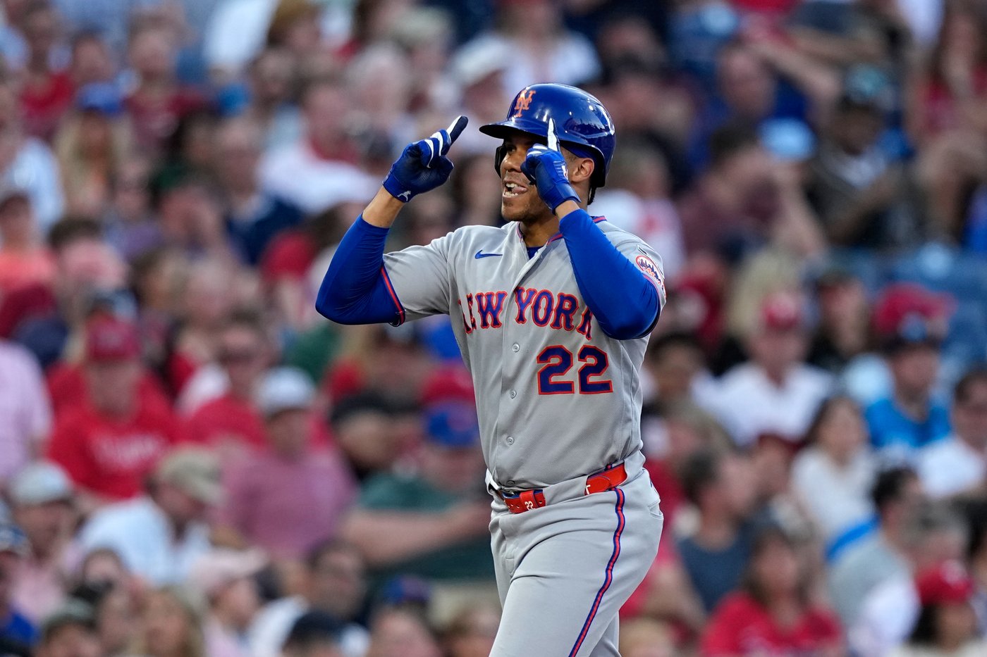 Mets slugger Juan Soto leaves game against Cubs with back tightness | iNFOnews.ca
