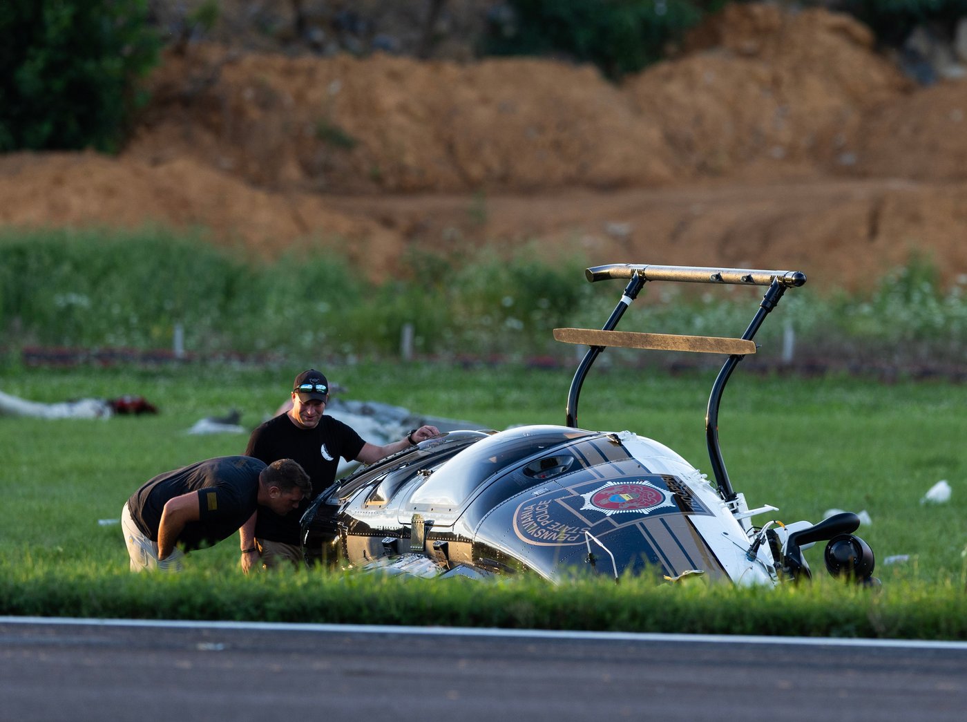 Pilot killed in violent collision with Pennsylvania police helicopter | iNFOnews.ca