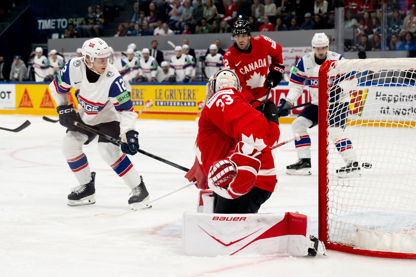 Scheifele completes hat trick in overtime as Canada edges Norway 6-5 at worlds | iNFOnews.ca