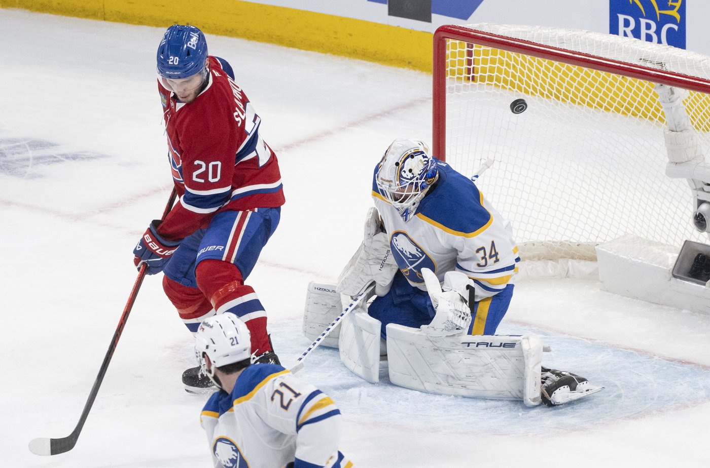 Spring of Dobes continues as Canadiens beat Sabres 6-2 to take 2-1 series lead | iNFOnews.ca