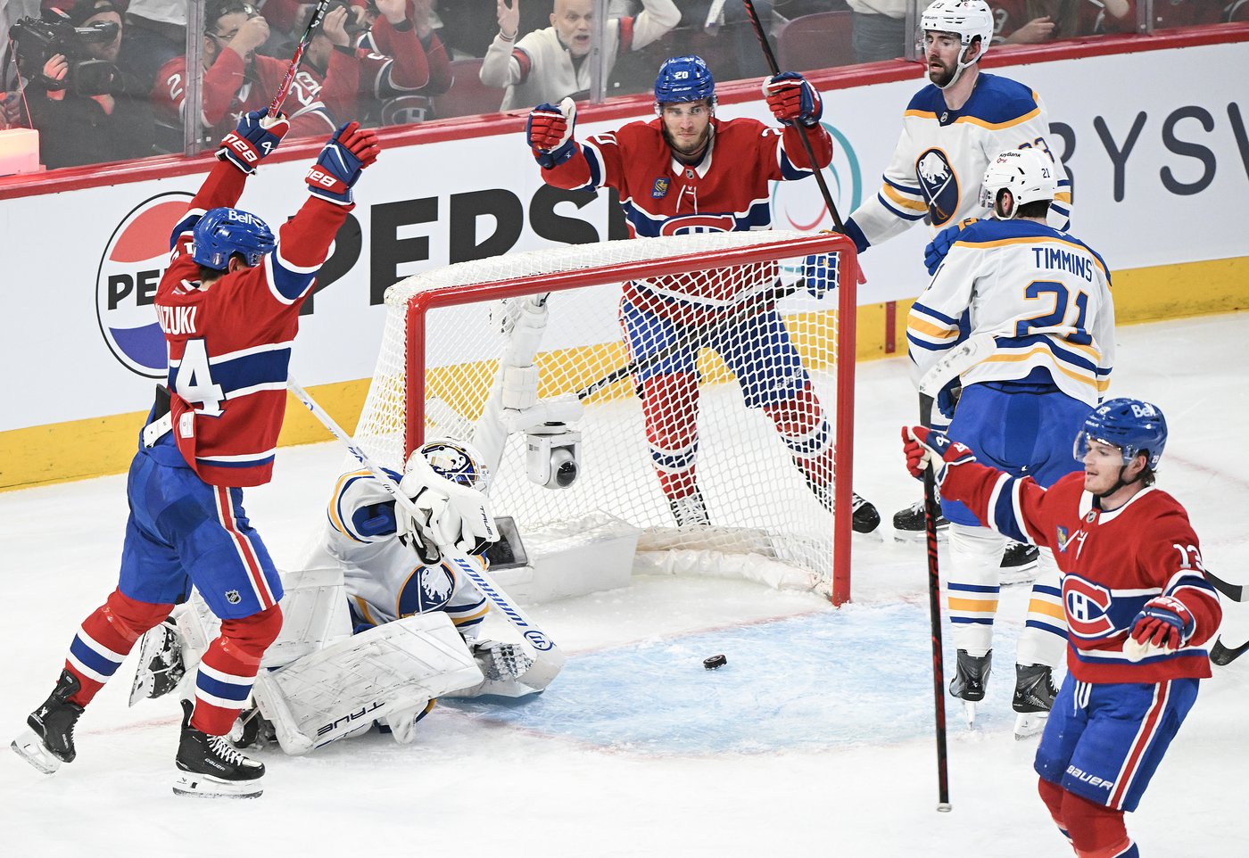 Spring of Dobes continues as Canadiens beat Sabres 6-2 to take 2-1 series lead | iNFOnews.ca