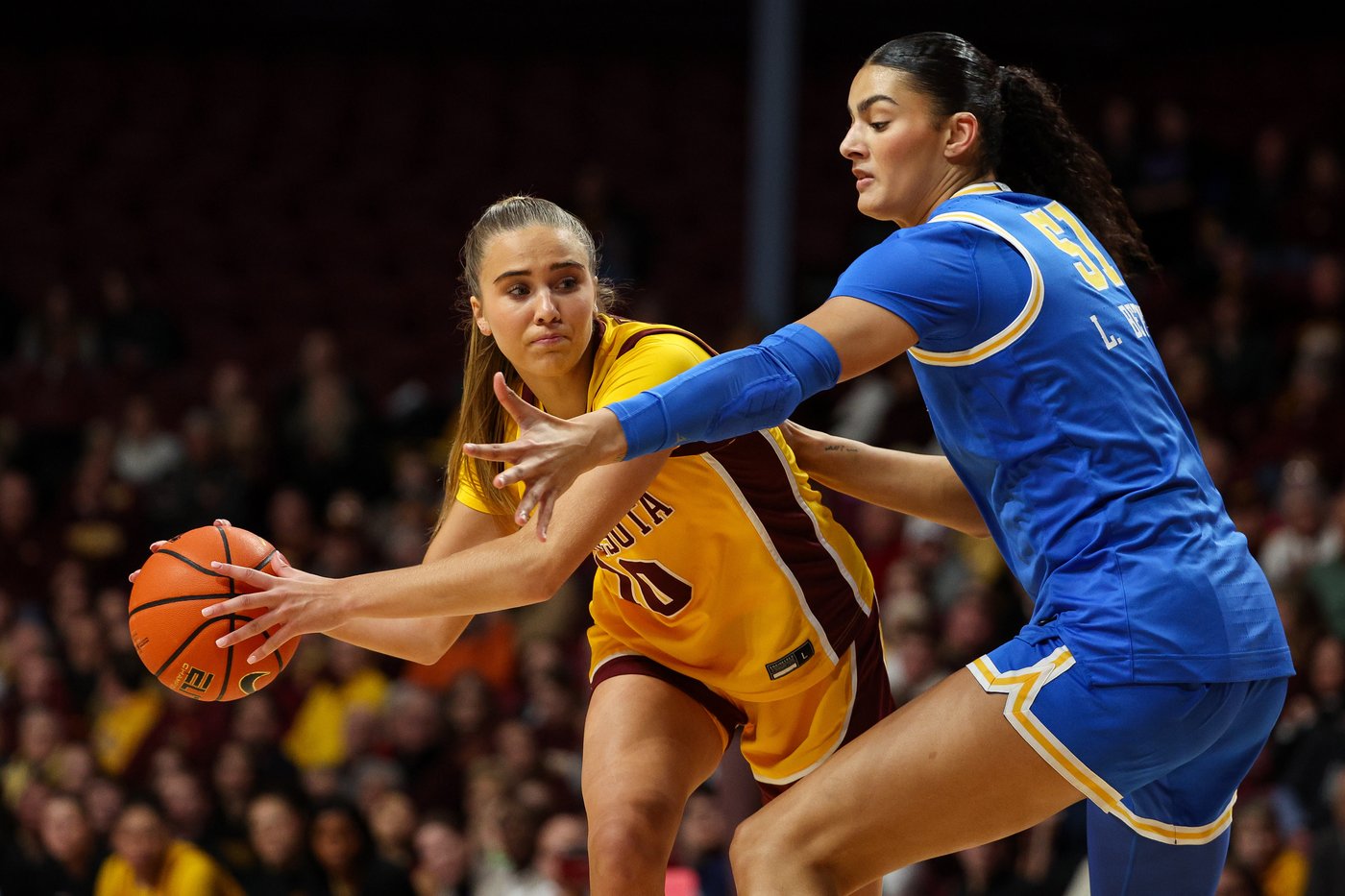 Mara Braun has made a spirited comeback this season for the surging Minnesota Gophers | iNFOnews.ca Mara Braun has made a spirited comeback this season for the surging Minnesota Gophers | iNFOnews.ca