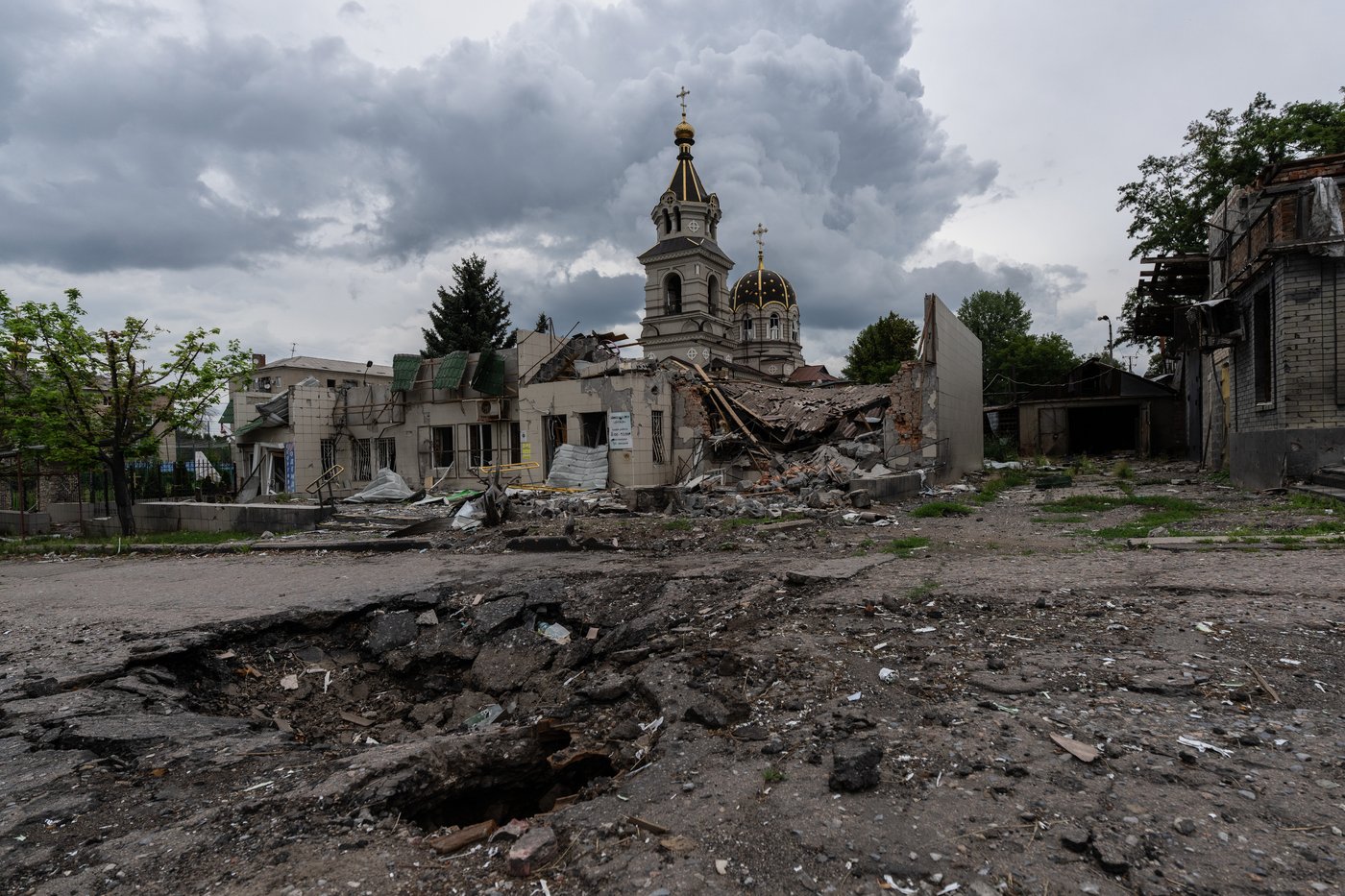 2 dead in Ukraine from Russian attacks, 4 more in Russian-held area hit by Ukrainian drones | iNFOnews.ca 2 dead in Ukraine from Russian attacks, 4 more in Russian-held area hit by Ukrainian drones | iNFOnews.ca