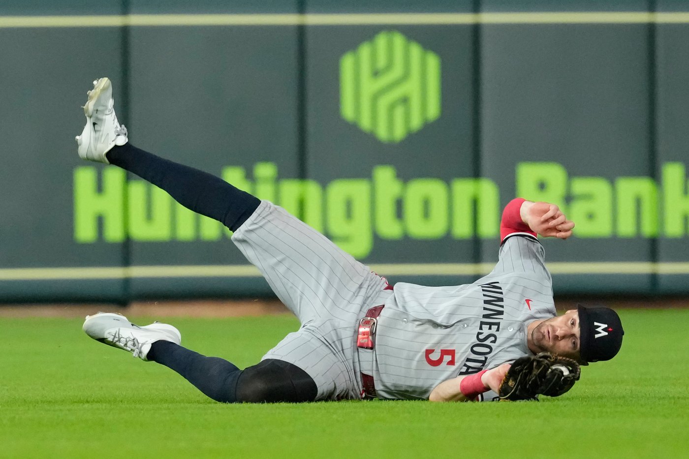 Alvarez's grand slam highlights 6-run inning as the Astros beat the Twins 6-4 | iNFOnews.ca Alvarez's grand slam highlights 6-run inning as the Astros beat the Twins 6-4 | iNFOnews.ca
