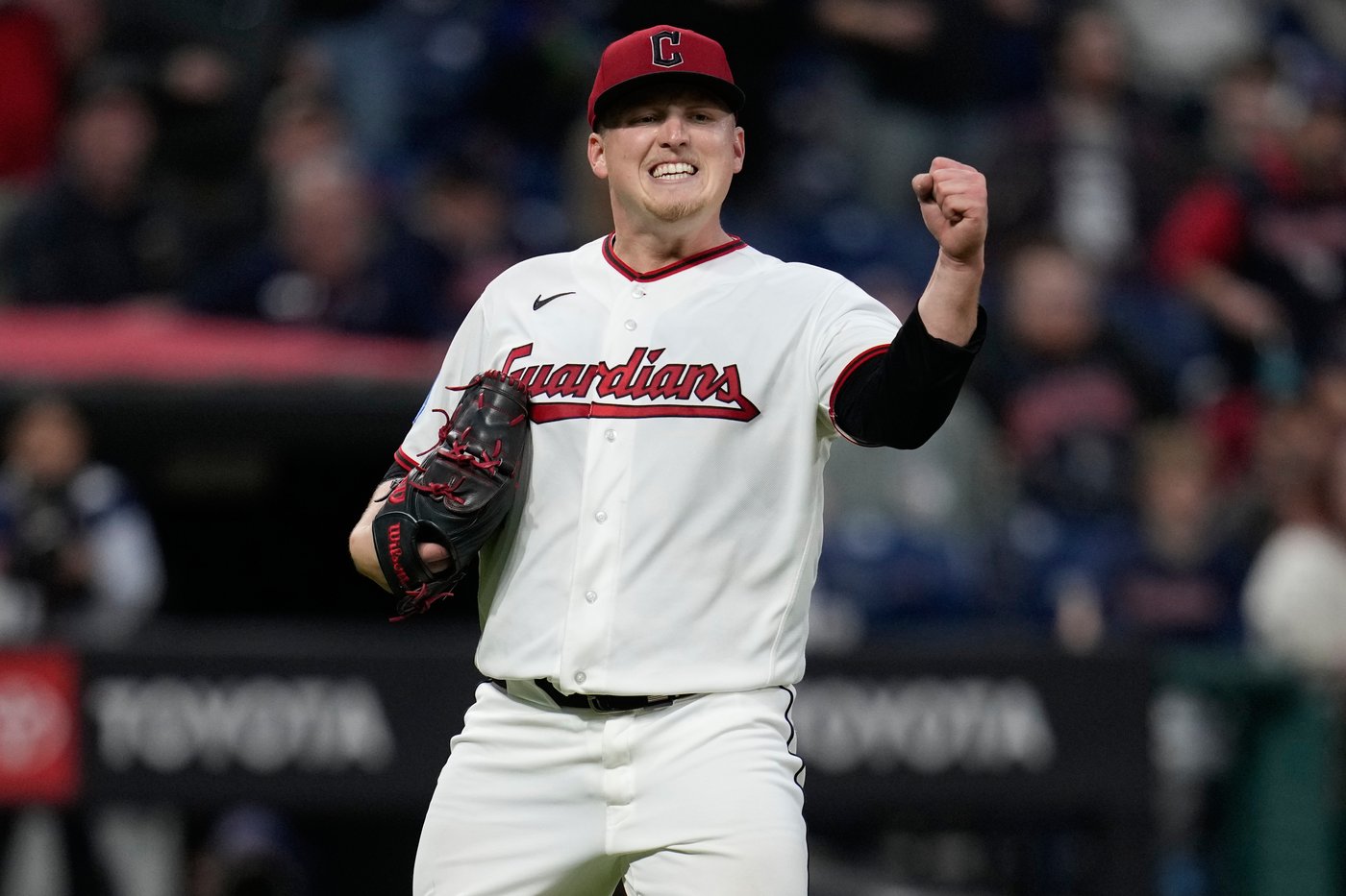Rookie pitcher Parker Messick comes within 3 outs of ending Cleveland's 45-year no-hitter drought | iNFOnews.ca