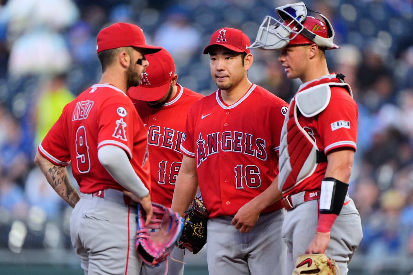 Angels place lefty Yusei Kikuchi on injured list with shoulder inflammation | iNFOnews.ca