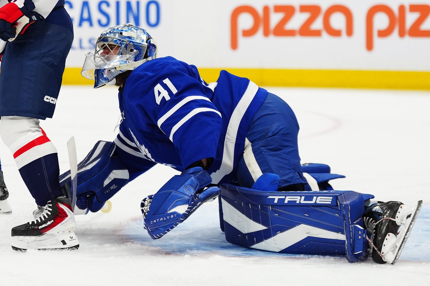 Leafs' Stolarz suffers lower-body injury; Akhtyamov to make 1st NHL start Thursday | iNFOnews.ca
