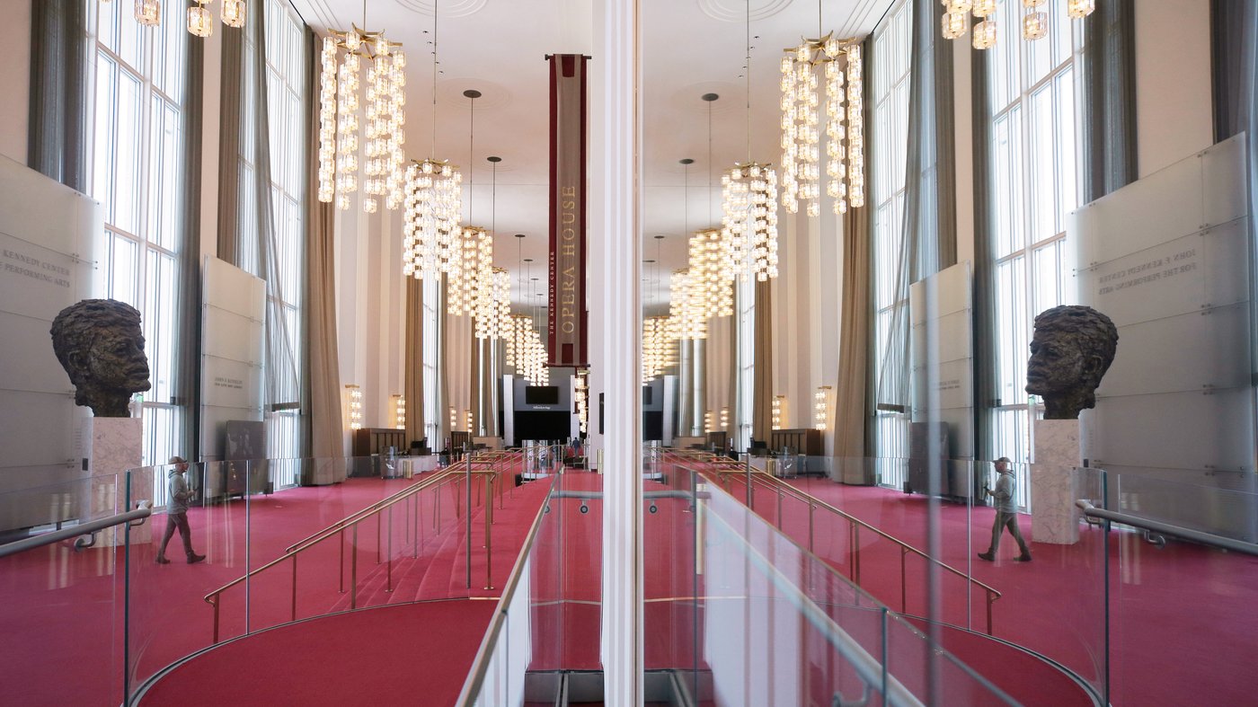 Kennedy Center head warns staff of cuts and 'skeletal' staffing during renovation closure | iNFOnews.ca
