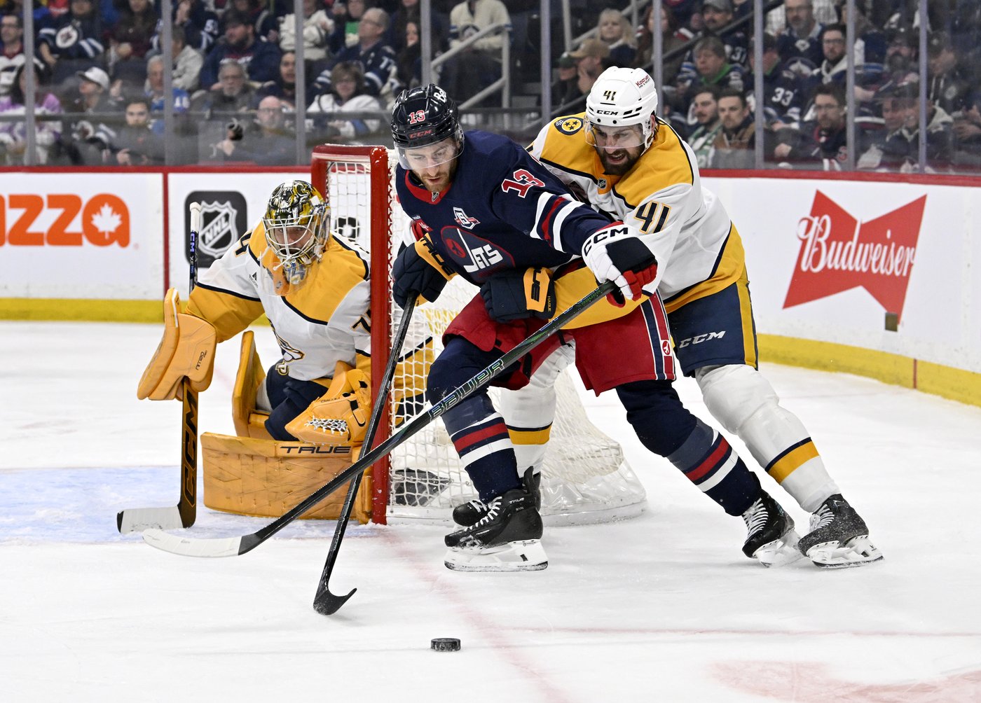 Jets forced lone referee to work overtime, lose 4-3 in shootout to Predators | iNFOnews.ca