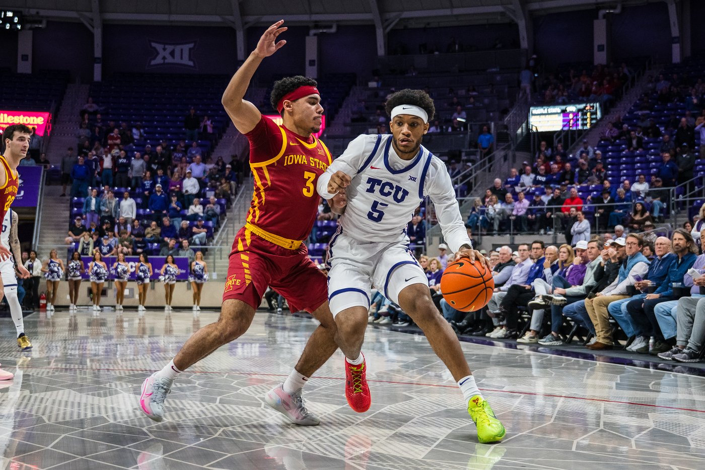 TCU reels off final 12 points to upset No. 5 Iowa State 62-55 | iNFOnews.ca
