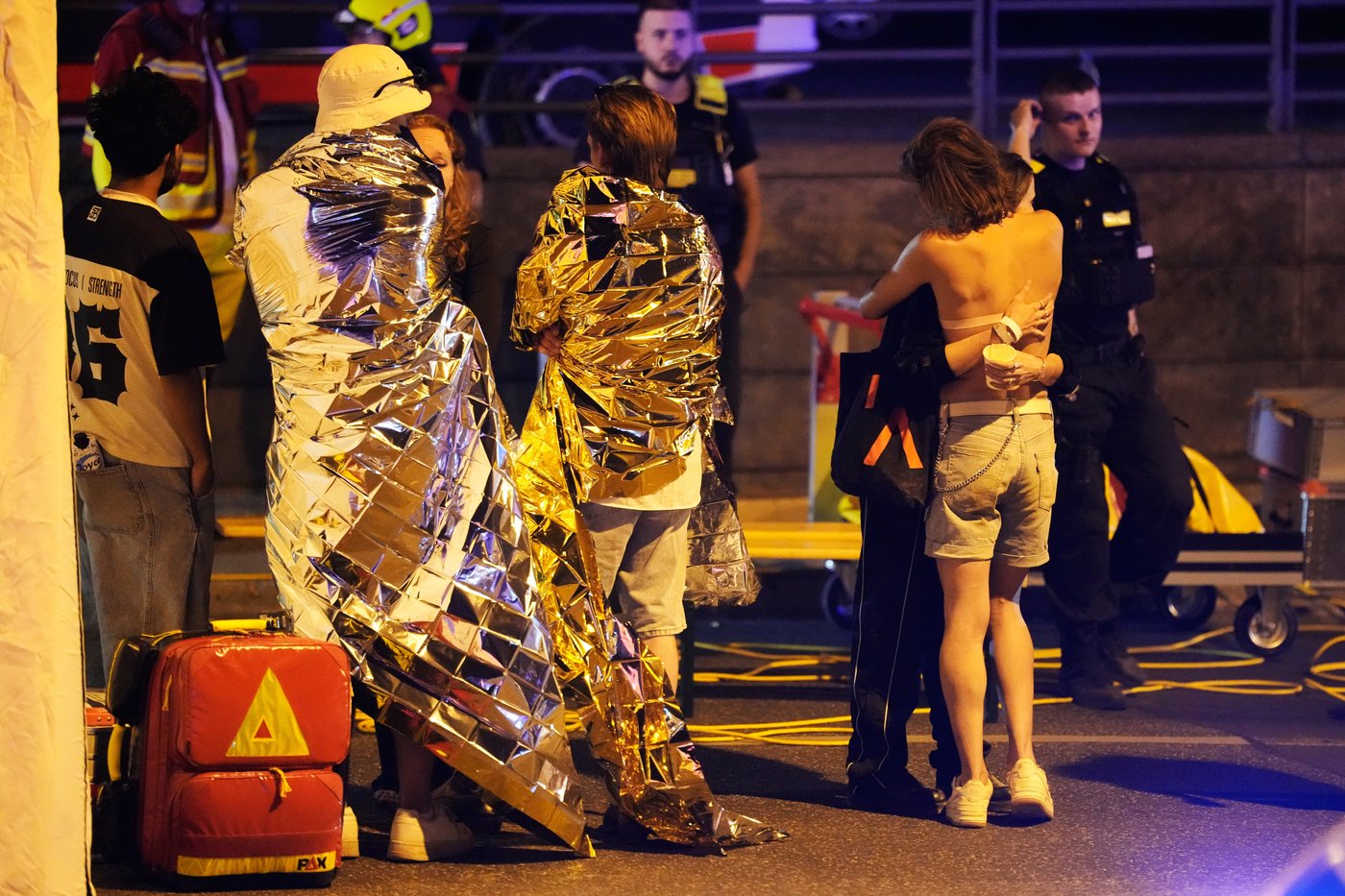 German police hunt suspect in Berlin Pride van-ramming attack that left 1 dead and 16 injured | iNFOnews.ca