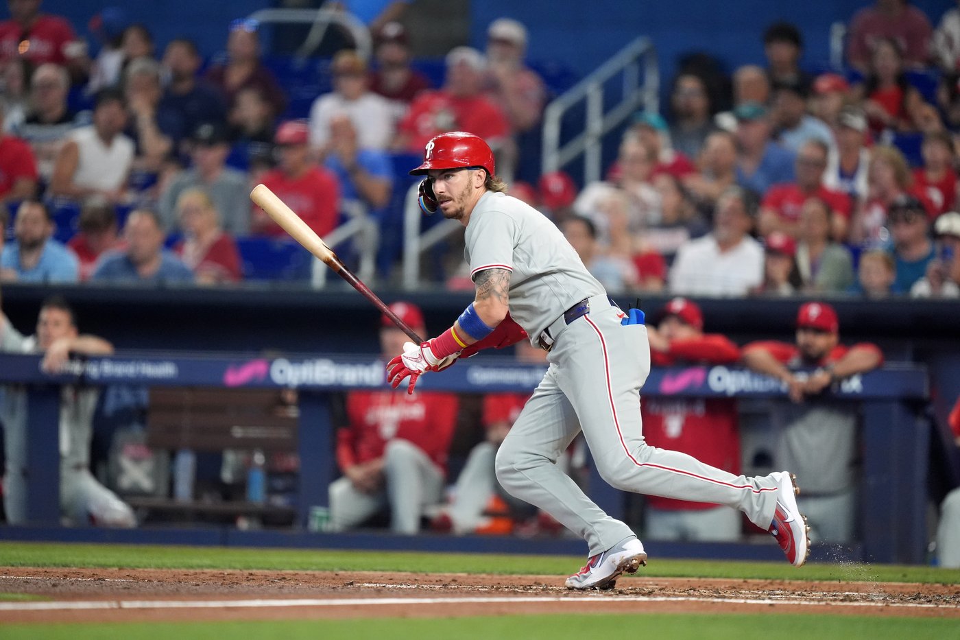 Conine puts Marlins ahead for good with eighth inning pinch-hit homer, Marlins defeat Phillies 8-6 | iNFOnews.ca