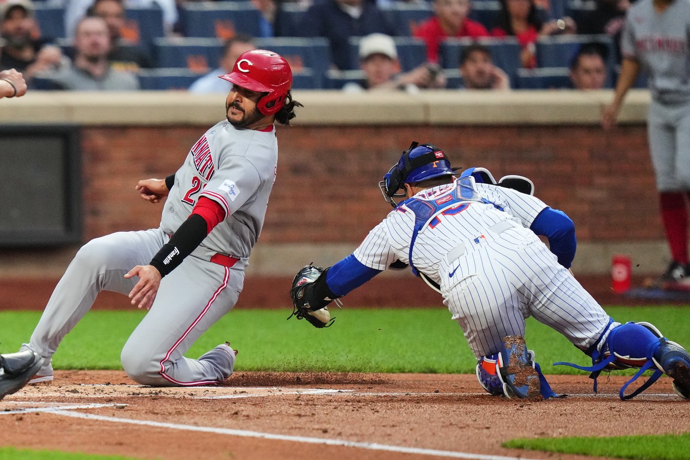 Reds rout Mets, who fall 11 under .500 again | iNFOnews.ca