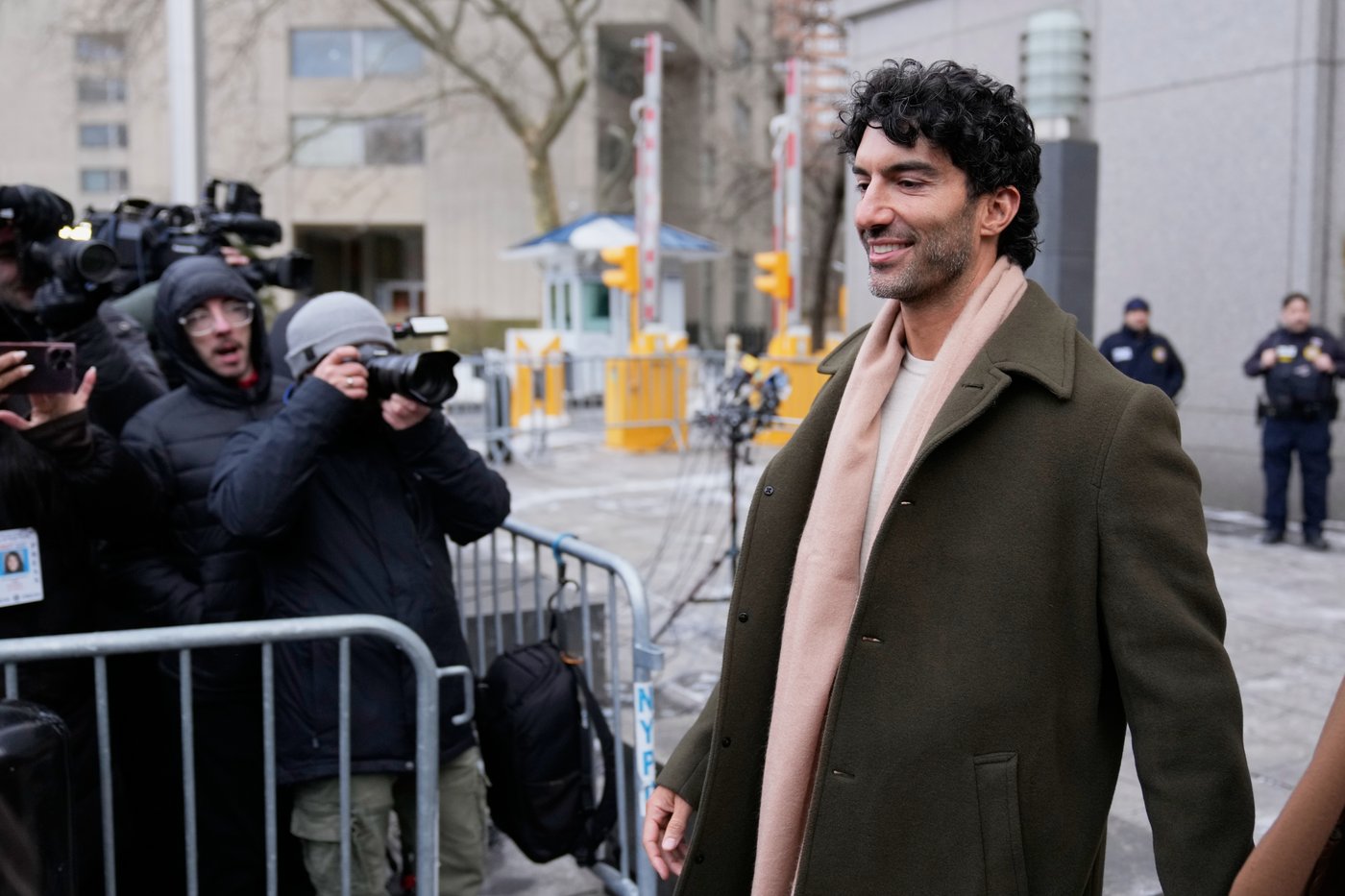 Actor Blake Lively and director Justin Baldoni go to New York in required effort to avoid trial | iNFOnews.ca