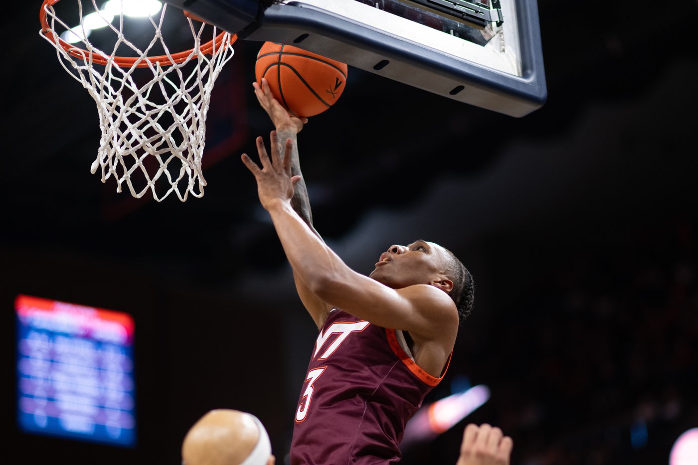 No. 13 Virginia holds off NCAA Tournament bubble team Virginia Tech for a 76-72 win | iNFOnews.ca