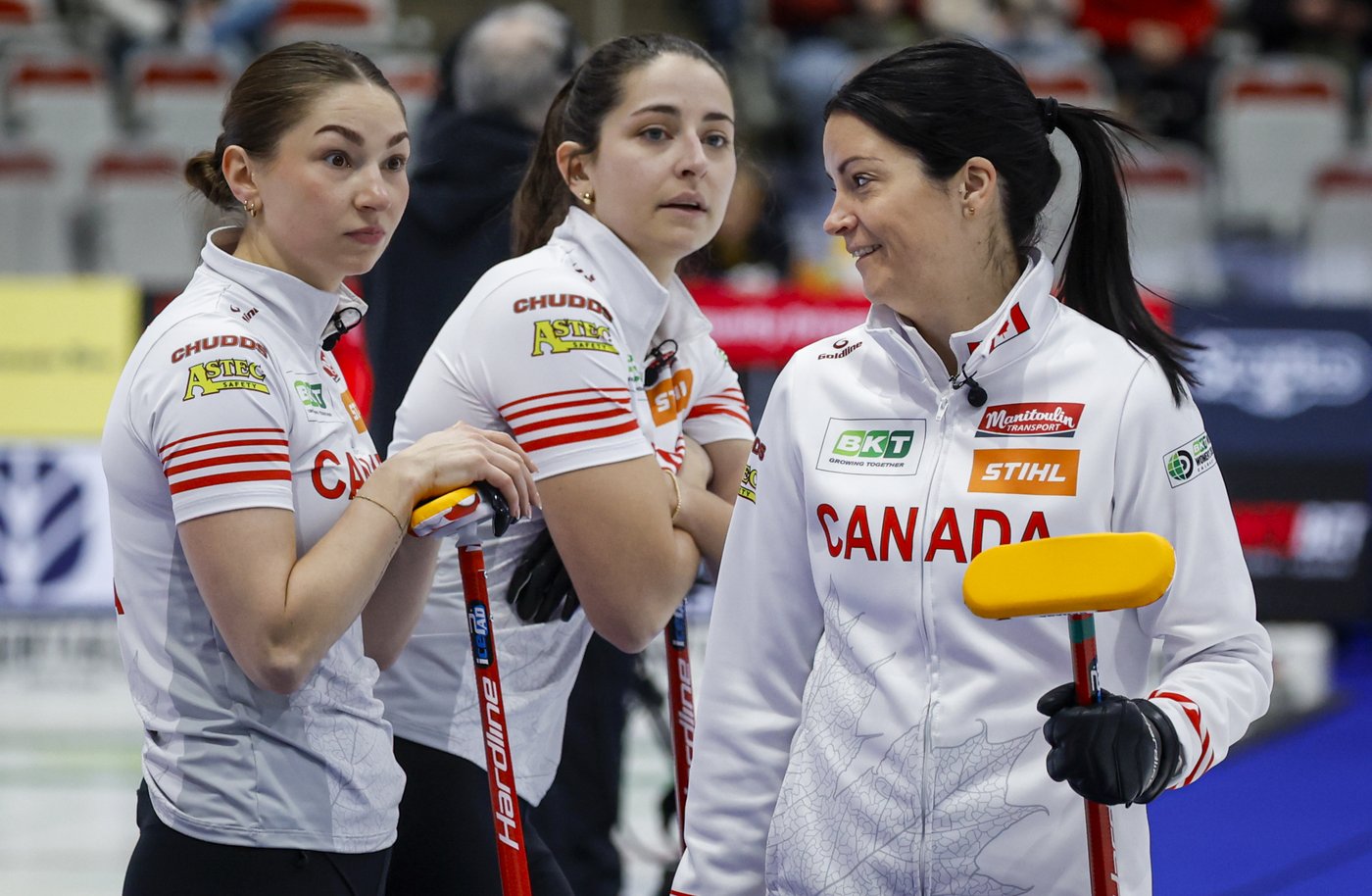 Canada's Einarson bounces back in women's world curling with win over Turkey | iNFOnews.ca