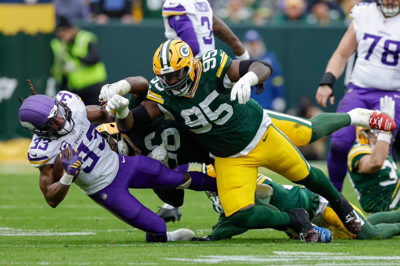 Packers defensive lineman Devonte Wyatt agrees to 3-year, $57 million extension, AP source says | iNFOnews.ca Packers defensive lineman Devonte Wyatt agrees to 3-year, $57 million extension, AP source says | iNFOnews.ca