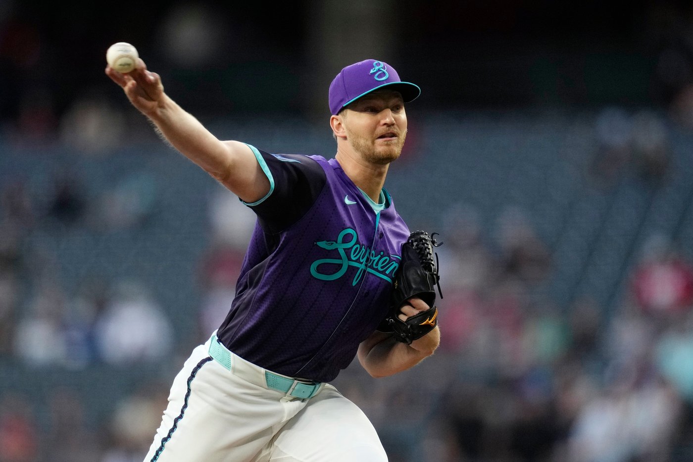 Stevens, Rumfield help Rockies rally past Diamondbacks for a 3-2 win | iNFOnews.ca