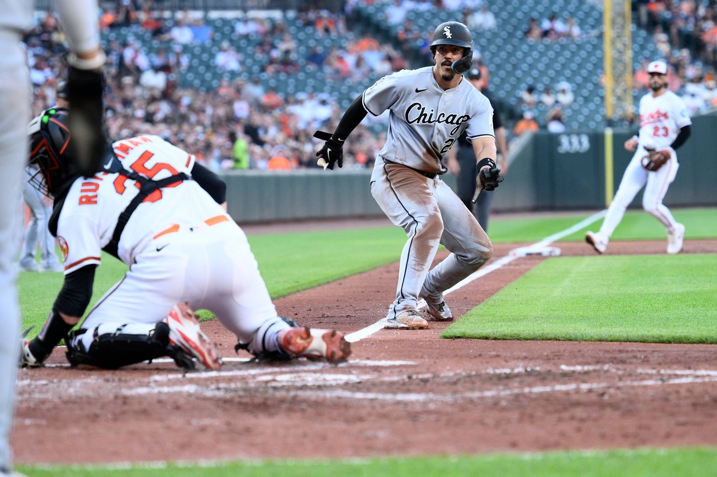 Montgomery hits the go-ahead double and Gonzalez has 3 RBIs as the White Sox down the Orioles 8-2 | iNFOnews.ca Montgomery hits the go-ahead double and Gonzalez has 3 RBIs as the White Sox down the Orioles 8-2 | iNFOnews.ca