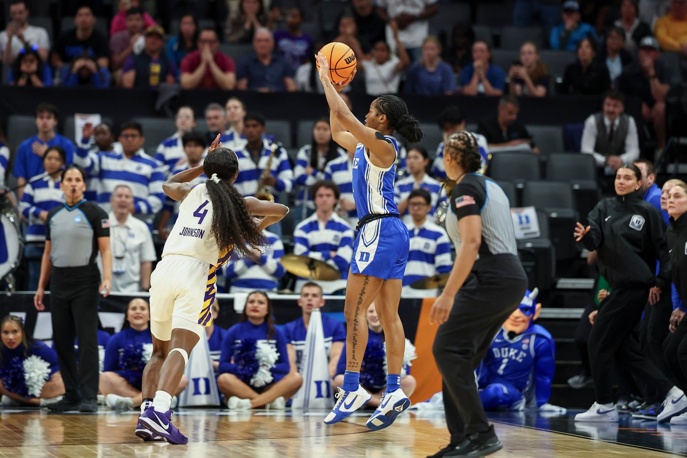Ashlon Jackson’s buzzer-beating 3 for Duke stuns LSU and etches its place in March Madness lore | iNFOnews.ca