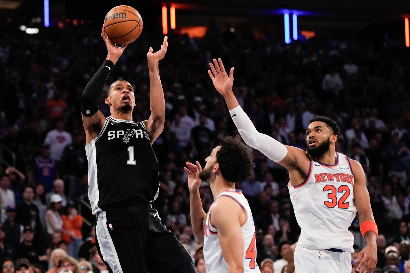 Knicks need a quick response from their 1st loss since April as the Spurs try to even the NBA Finals | iNFOnews.ca Knicks need a quick response from their 1st loss since April as the Spurs try to even the NBA Finals | iNFOnews.ca