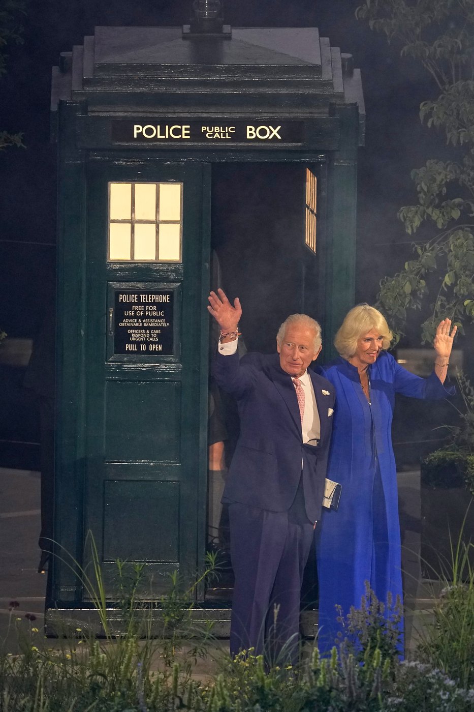 King Charles emerges from Doctor Who's TARDIS to open Commonwealth Games in Glasgow | iNFOnews.ca King Charles emerges from Doctor Who's TARDIS to open Commonwealth Games in Glasgow | iNFOnews.ca