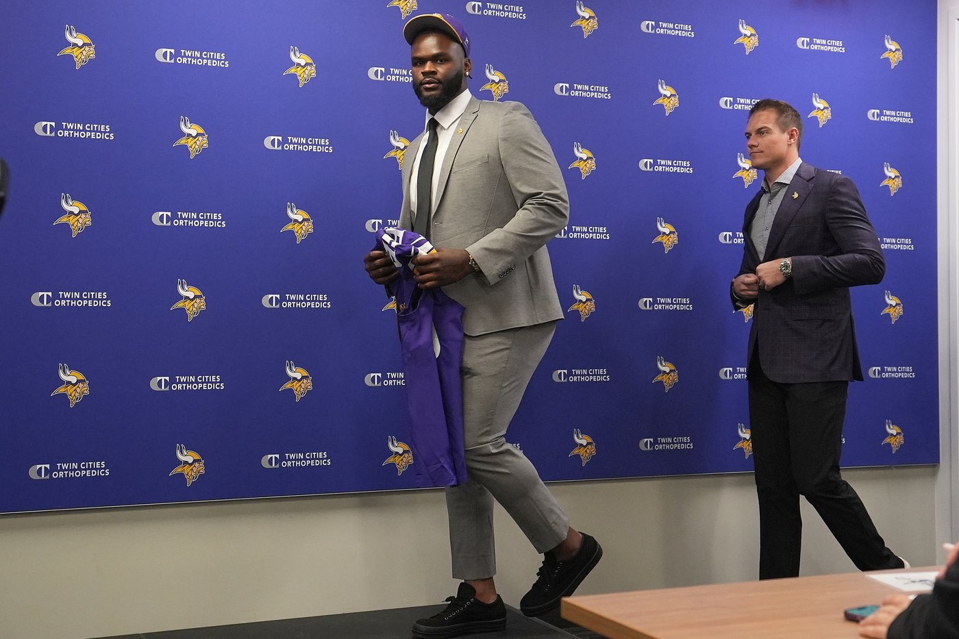 Vikings go big on defense in the NFL draft, particularly up front | iNFOnews.ca