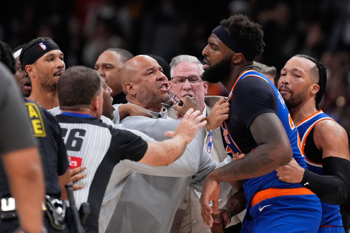 Knicks crush Hawks in record-setting 140-89 Game 6 rout to end Atlanta’s season | iNFOnews.ca