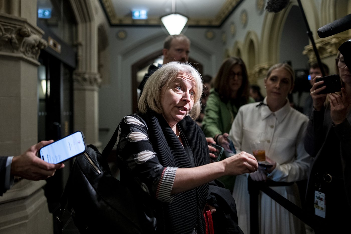 Carney names Bill Blair next envoy to U.K., taps security adviser Drouin for France | iNFOnews.ca