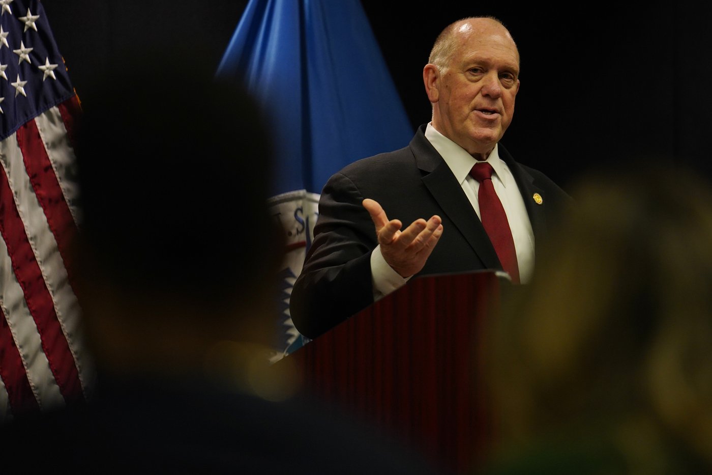 Trump's border czar is pulling 700 immigration officers out of Minnesota immediately | iNFOnews.ca