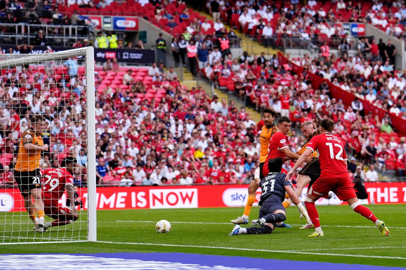 Hull back in the Premier League after dramatic late goal in playoff | iNFOnews.ca