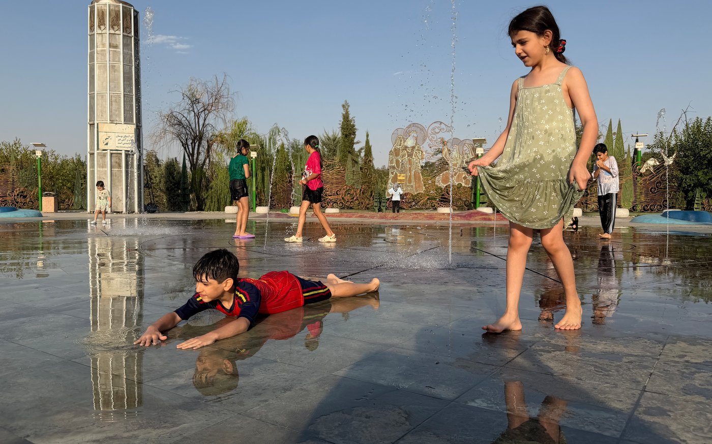 Photos of daily life in Tehran as Iran braces for new US sanctions | iNFOnews.ca