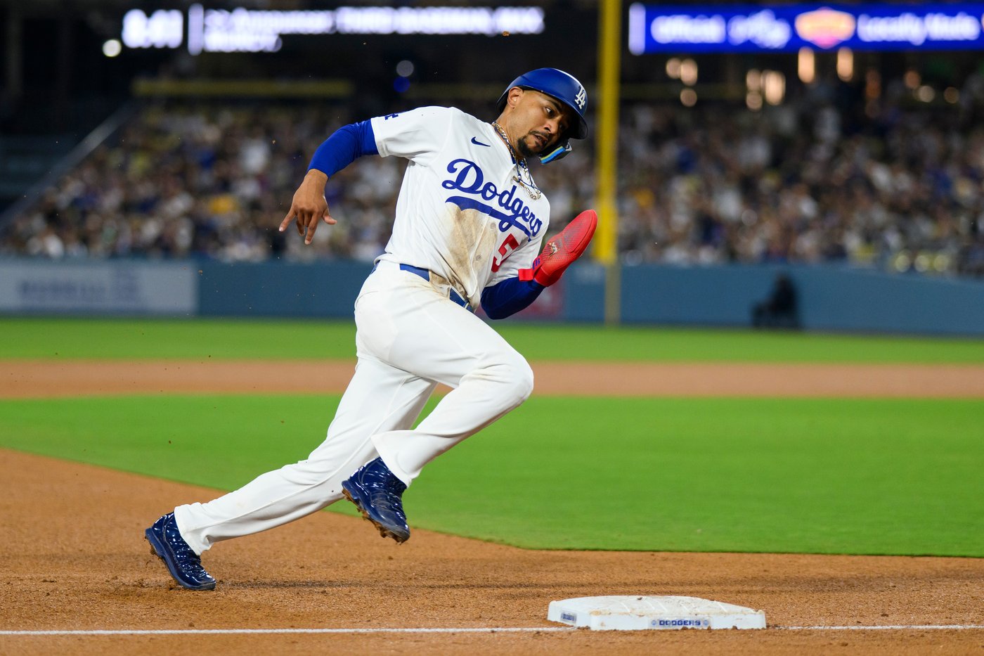 Dodgers erase early 6-run deficit and win 12-7 to extend Padres' losing streak | iNFOnews.ca Dodgers erase early 6-run deficit and win 12-7 to extend Padres' losing streak | iNFOnews.ca