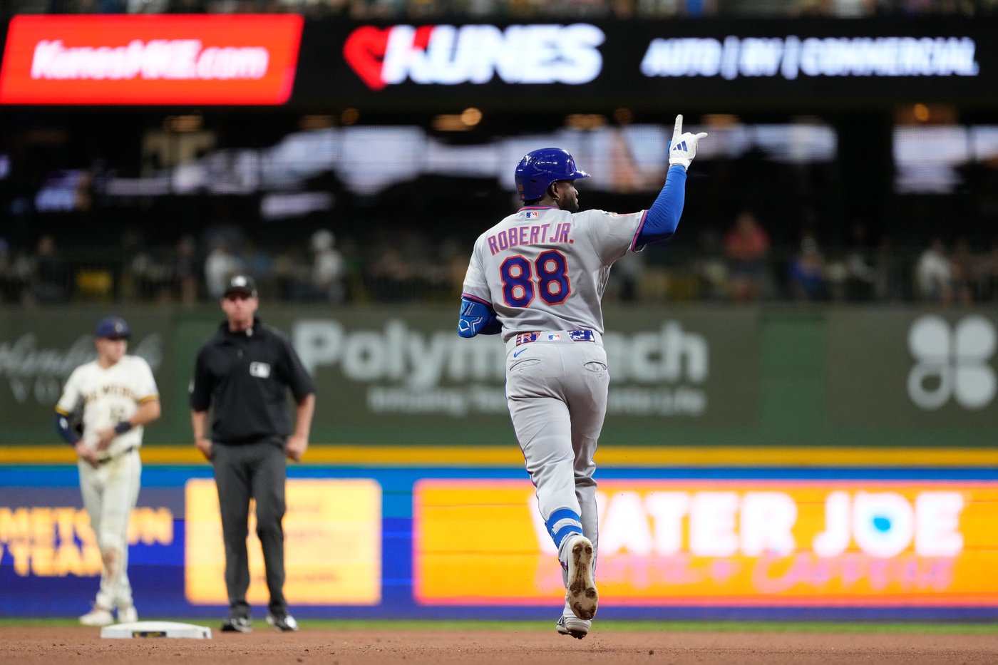Zac Thornton gets his 1st career win as Mets shut out Brewers 4-0 | iNFOnews.ca Zac Thornton gets his 1st career win as Mets shut out Brewers 4-0 | iNFOnews.ca