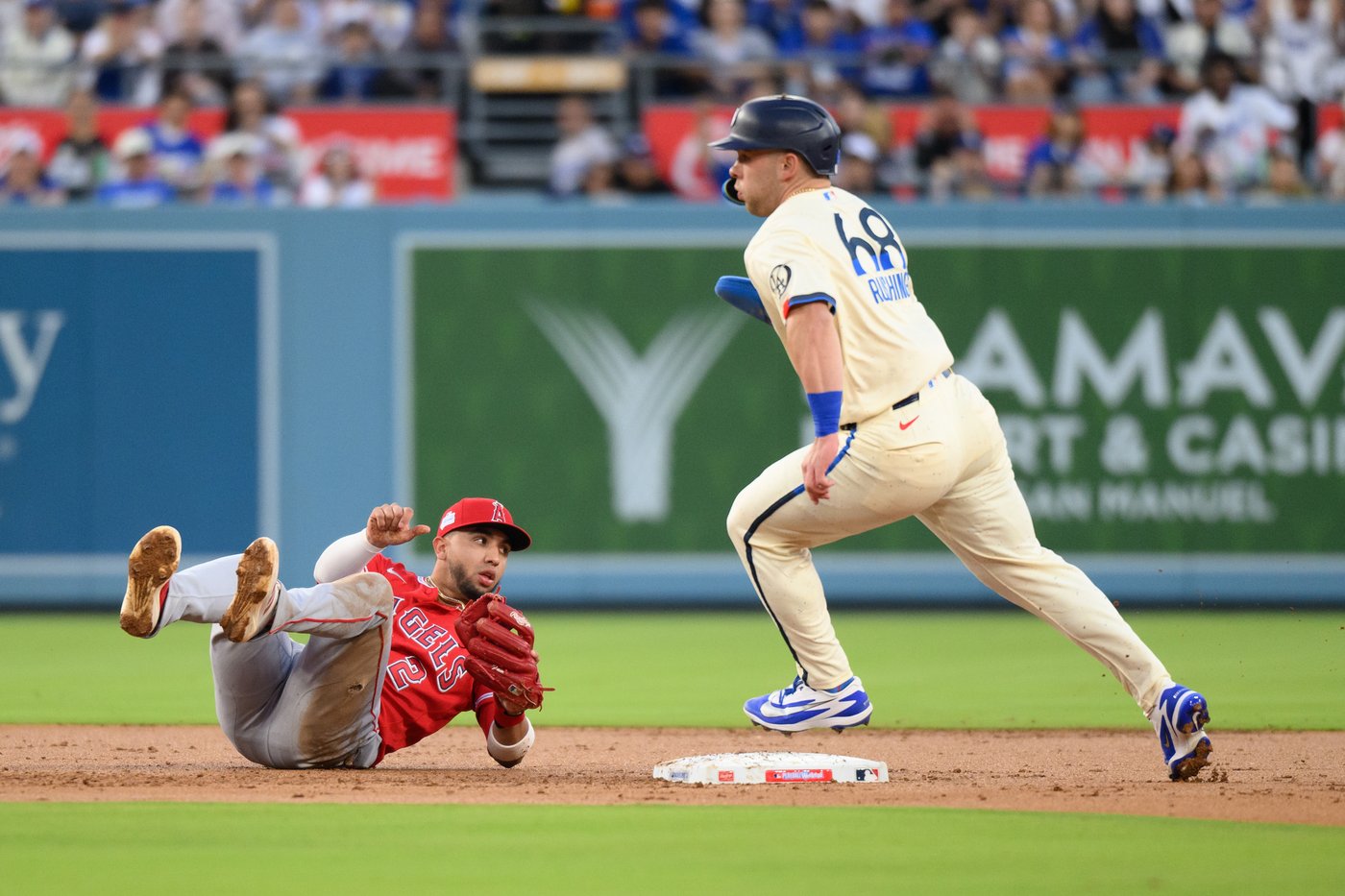Dodgers erupt for 9-run first as Yamamoto dominates over 8 innings in 9-2 rout of Angels | iNFOnews.ca