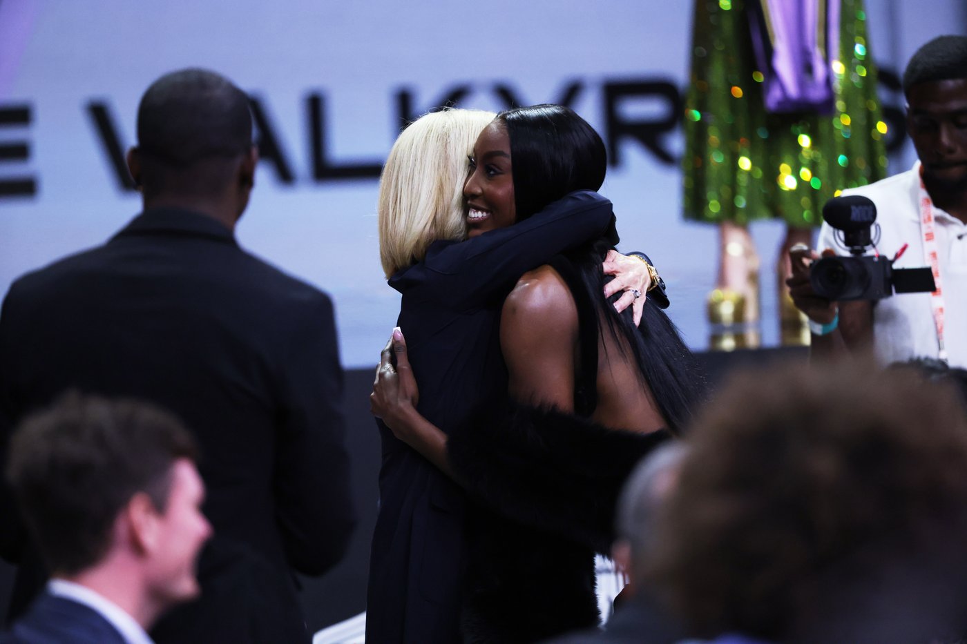 Flau’jae Johnson eager to get going in her WNBA career with Seattle after trade from Valkyries | iNFOnews.ca