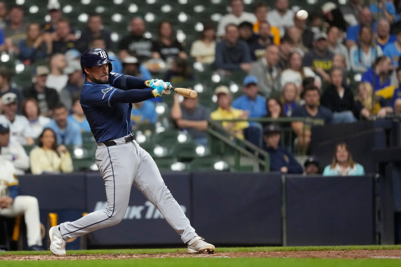 Fortes' tiebreaking double in 9th gives Rays 3-2 win over Brewers | iNFOnews.ca Fortes' tiebreaking double in 9th gives Rays 3-2 win over Brewers | iNFOnews.ca