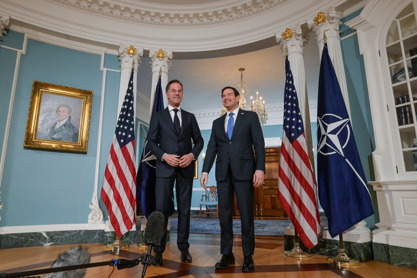 Trump complains NATO 'wasn't there when we needed them' after talks with alliance leader Rutte | iNFOnews.ca