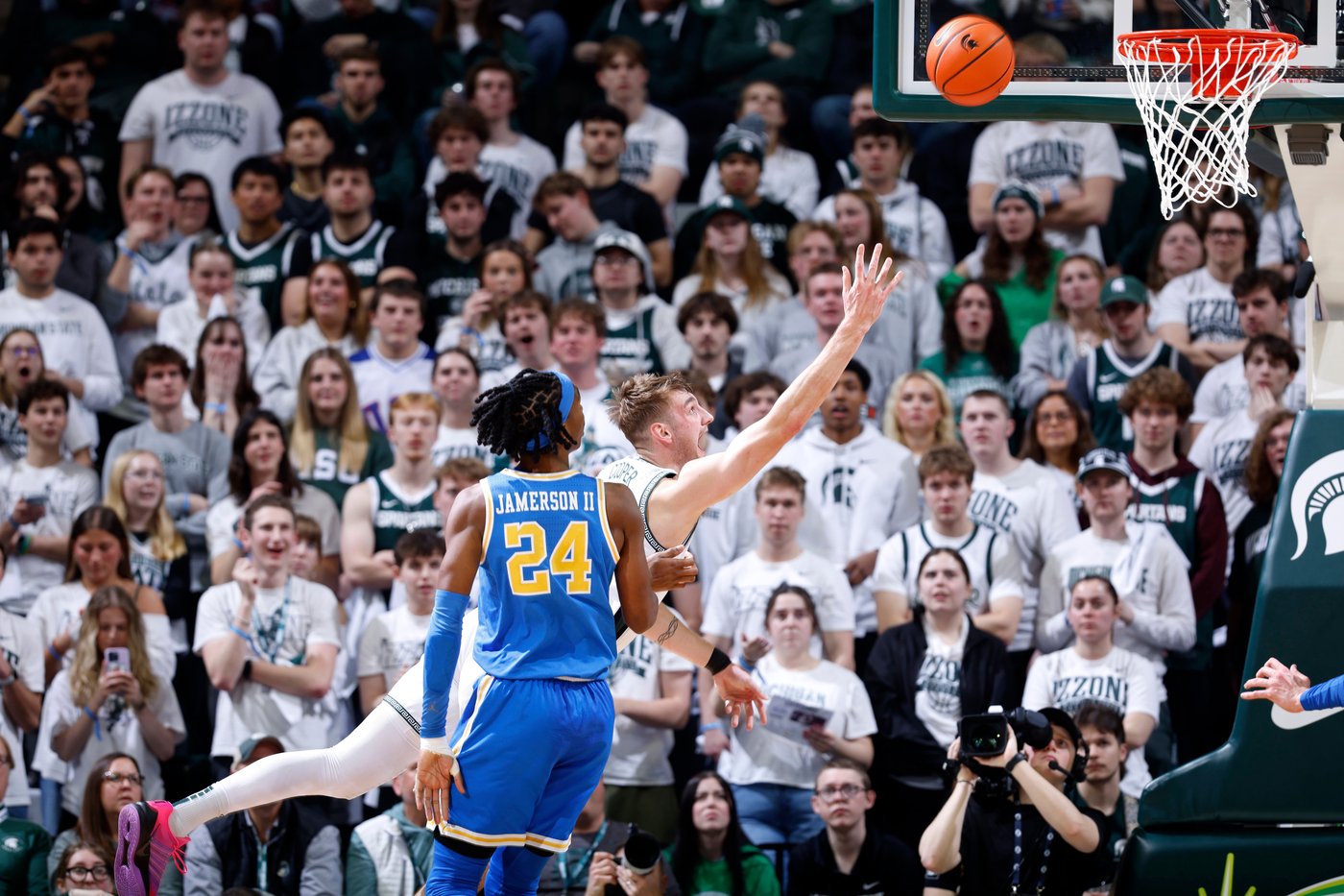 Mick Cronin apologizes to player for ejecting him and say he needs to do better at representing UCLA | iNFOnews.ca