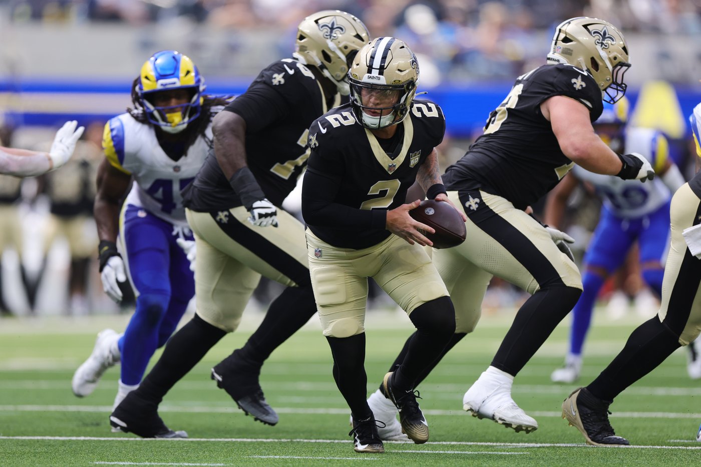 Stetson Bennett looks sharp, Saints' backup QBs don't separate in Rams' 34-0 preseason win | iNFOnews.ca